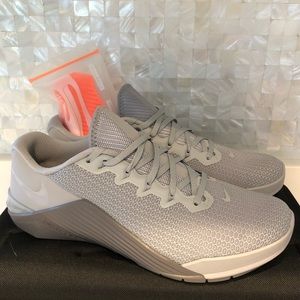 Nike Metcon 5 Cross Training Shoes Smoke Grey